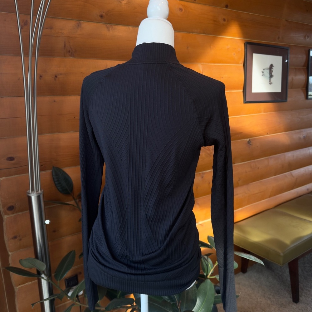 Lululemon Ribbed Quarter Zip Black - Picture 2 of 3